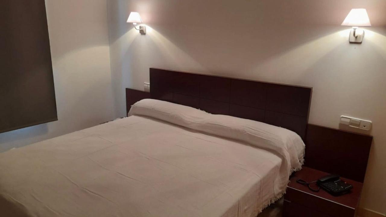 Cityexpress Hotel San Fernando - Carcagente Buitenkant foto