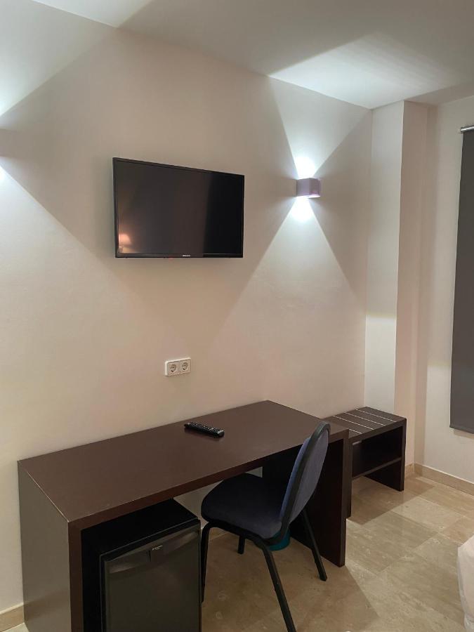 Cityexpress Hotel San Fernando - Carcagente Buitenkant foto